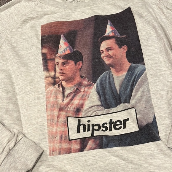 ELEVENPARIS X FRIENDS TV show hipster sweatshirt chandler bing - Picture 2 of 4